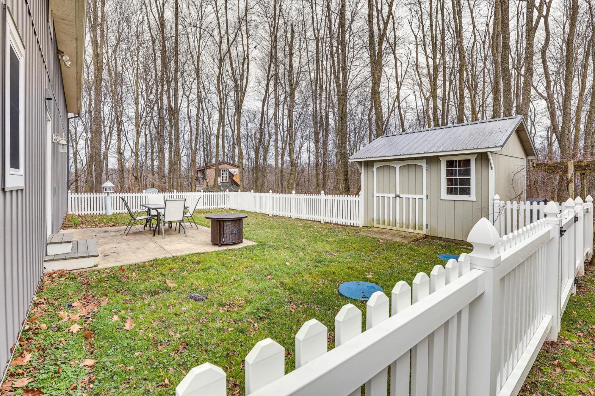 Happy Haven Hill Cabin With Patio And Fire Pit! Villa Dundee Exterior photo